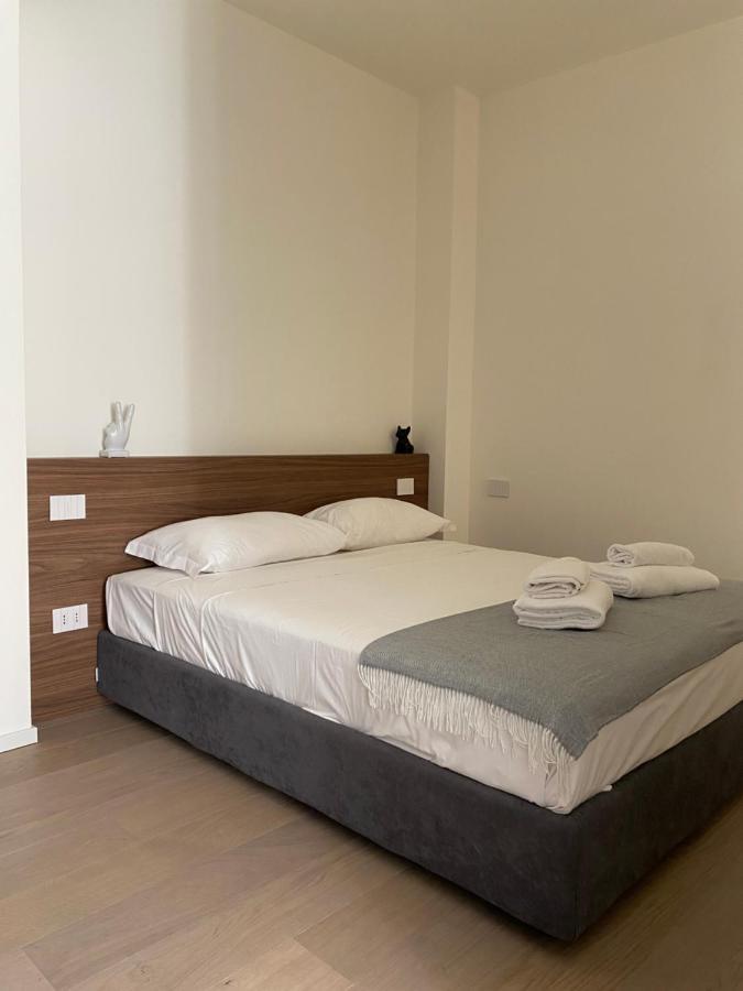 Torino 64 - Duomo City Center Luxury Apartment Perfect X2! Милан Экстерьер фото