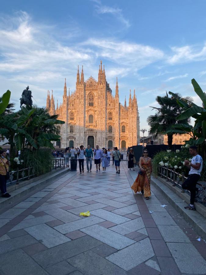 Torino 64 - Duomo City Center Luxury Apartment Perfect X2! Милан Экстерьер фото